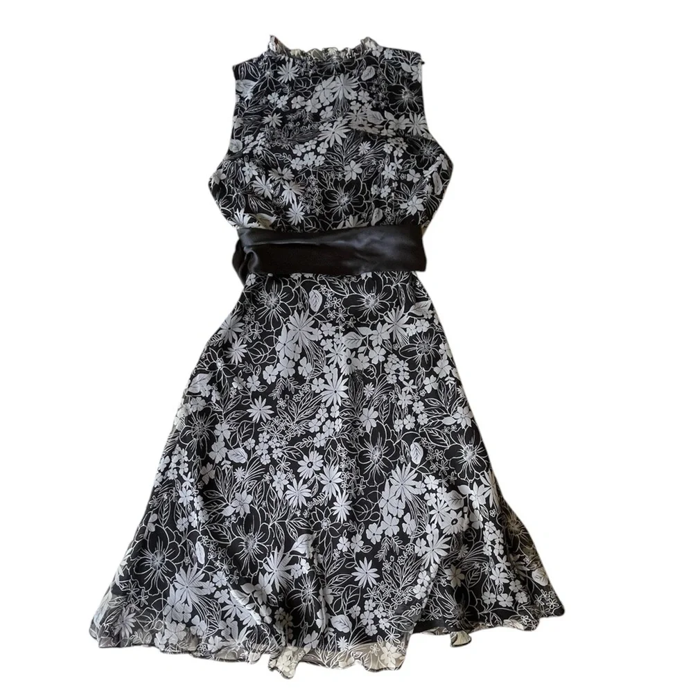 Spense Black White Floral Silk Special Occasion Dress, Satin Sash, 12 - Picture 2 of 9